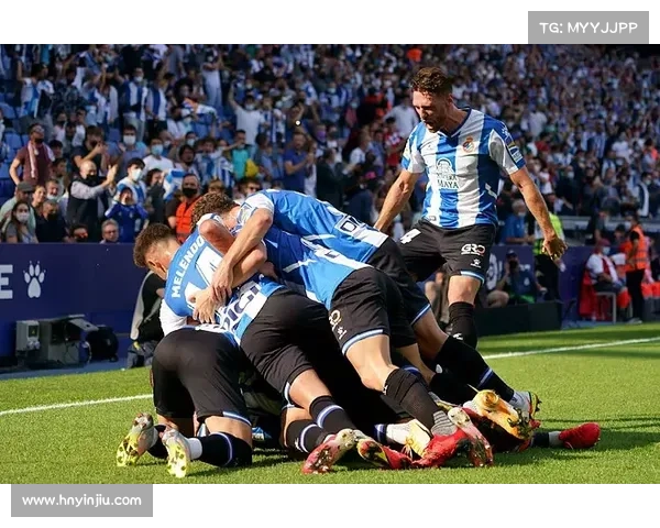 小卢卡斯替补角色的象征意涵与其在叙事结构中的深层影响分析 小卢卡斯替补角色的象征意涵与其在叙事结构中的深层影响分析